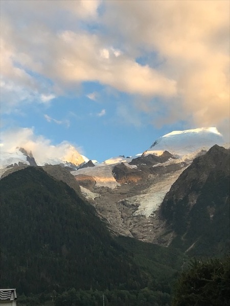 Chamonix_Mont_Blanc.jpg
